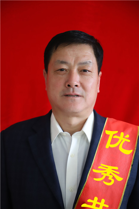 矿优秀共产党员 张进才.jpg